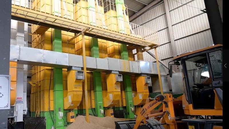 大型收割机参数配置解析：关键指标与选型逻辑
